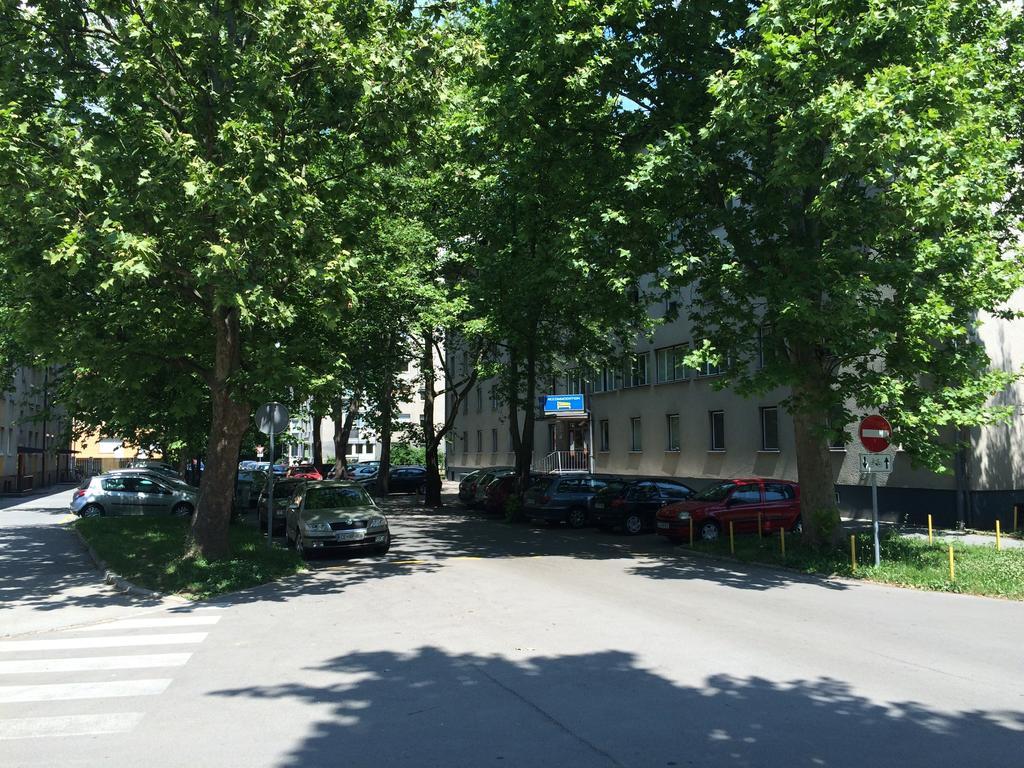 Simple Accommodation Vodmat Ljubljana Exterior photo